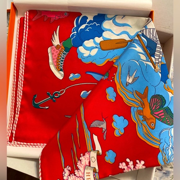 Hermes Sur Mon Nuage scarf 90 Rose Vif / Bleu / Multicolore - Picture 3 of 13